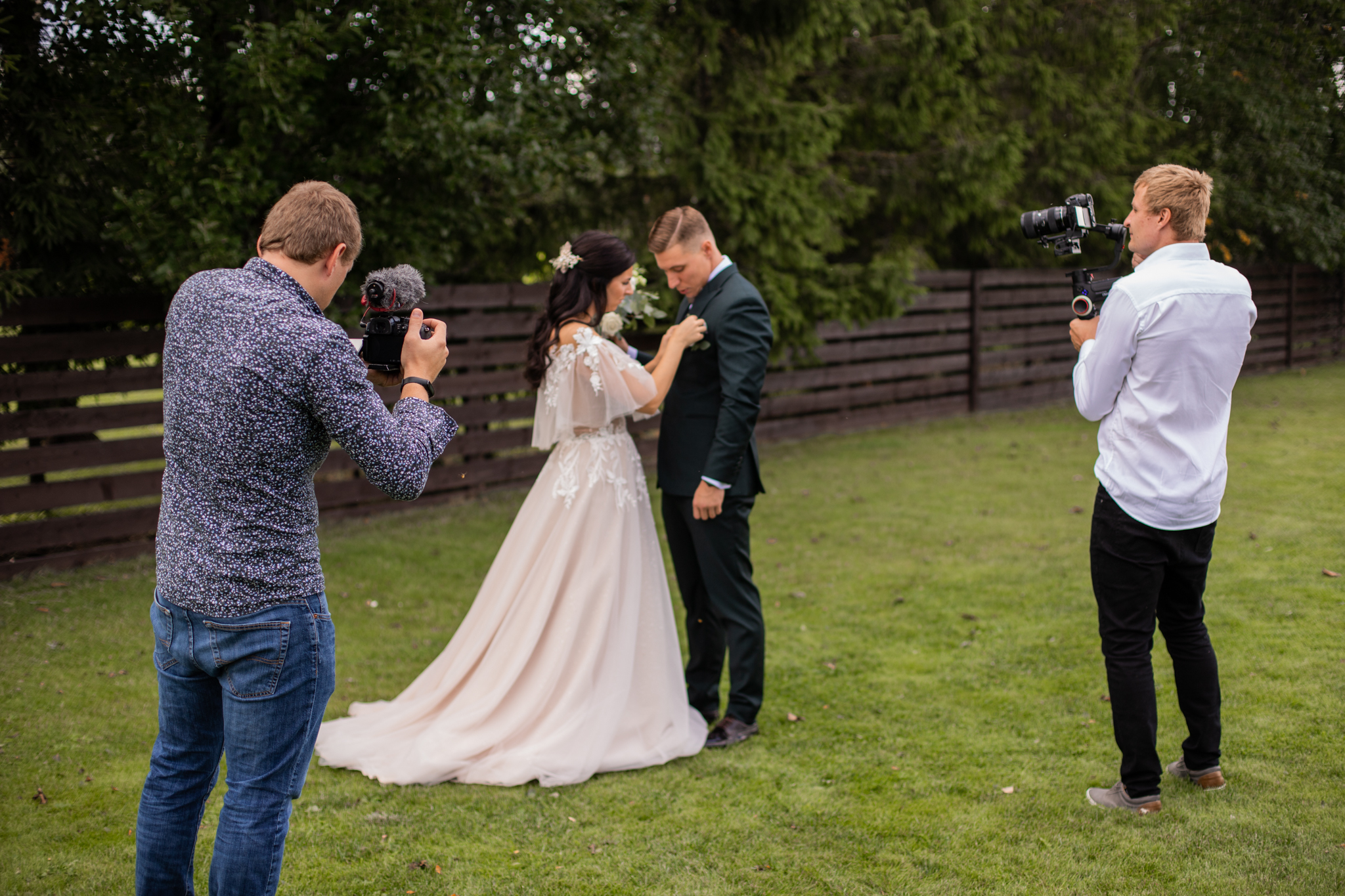 Pruutpaari esmakohtumine pulmapäeval I Fotograaf Reti Kokk
