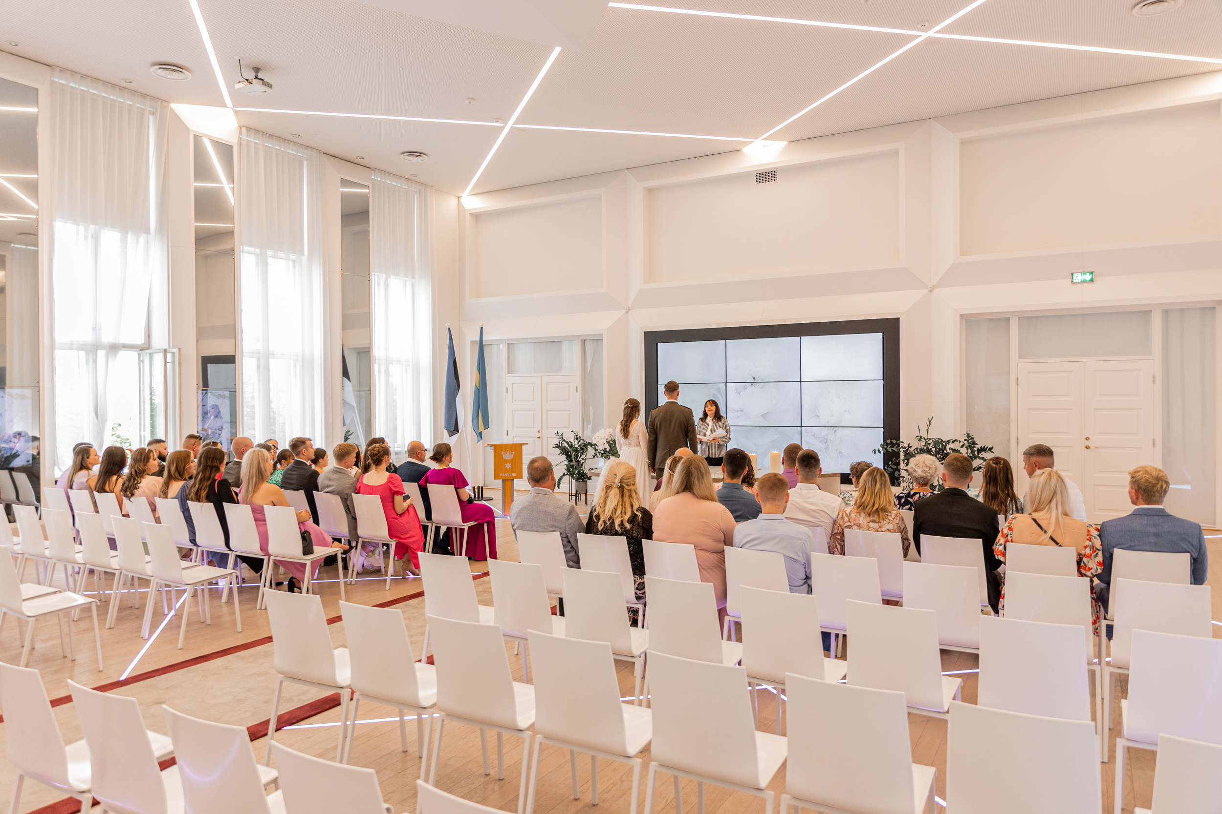 Abielu registreerimine Rakvere linnavalitsuses I Fotograaf Reti Kokk